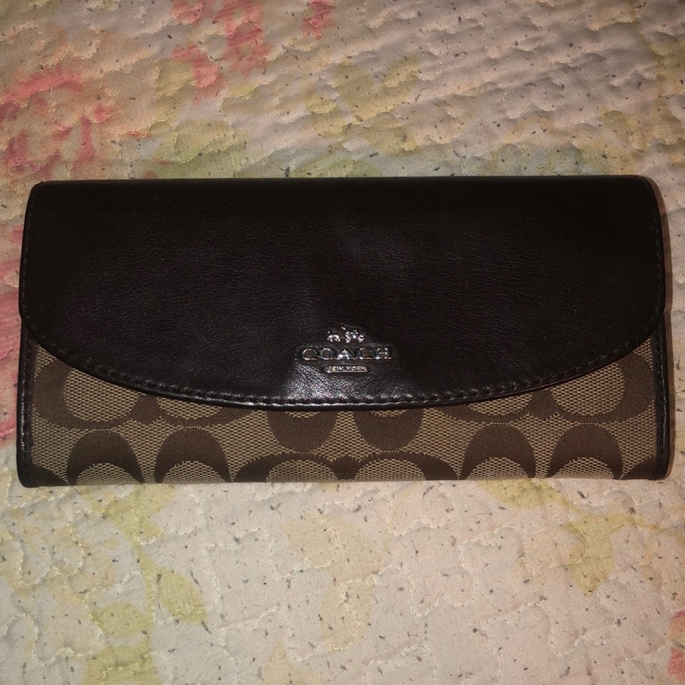 Coach Signature Checkbook Leather Wallet